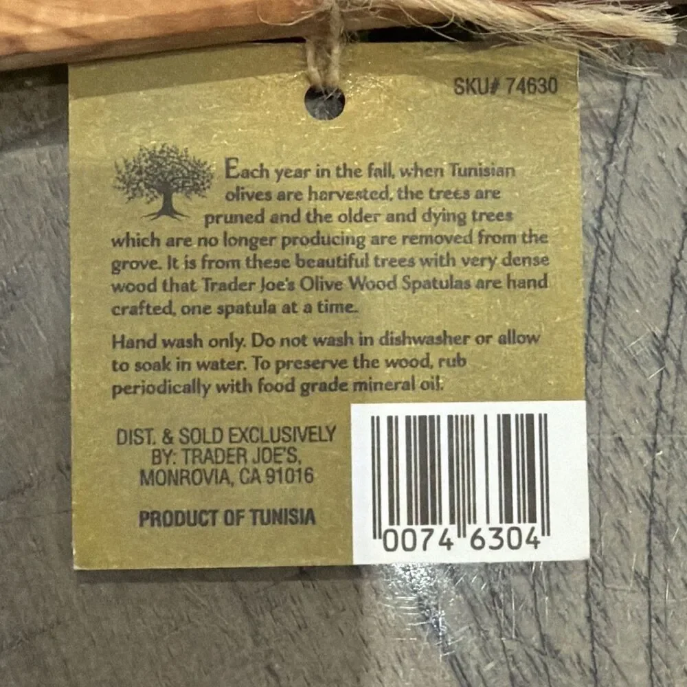 Trader Joe’s Limited Edition Holiday Hand Crafted Olive Wood Spatula